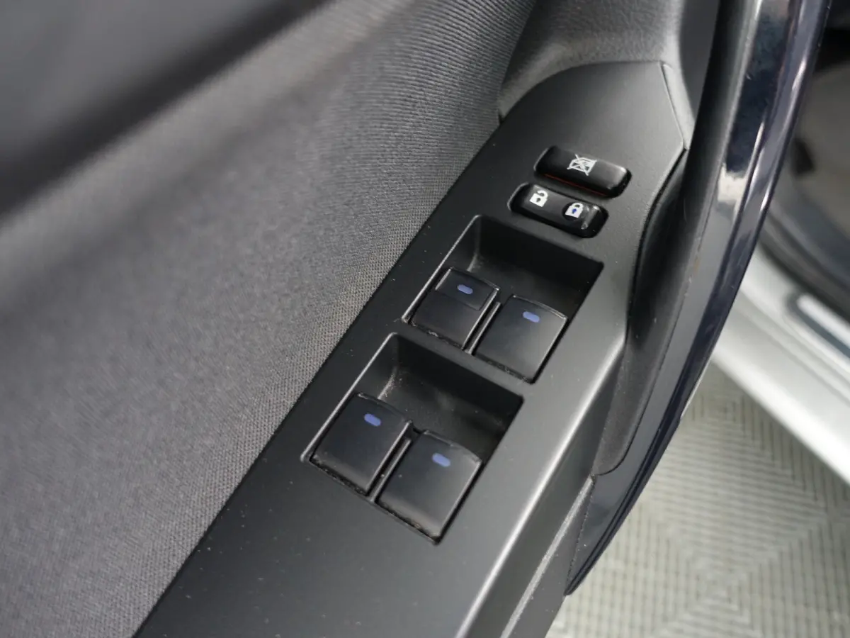 1.8 Hybrid Dynamic Aut- Camera, Navigatie, Comfort Interieur, Lane Assist, Clima