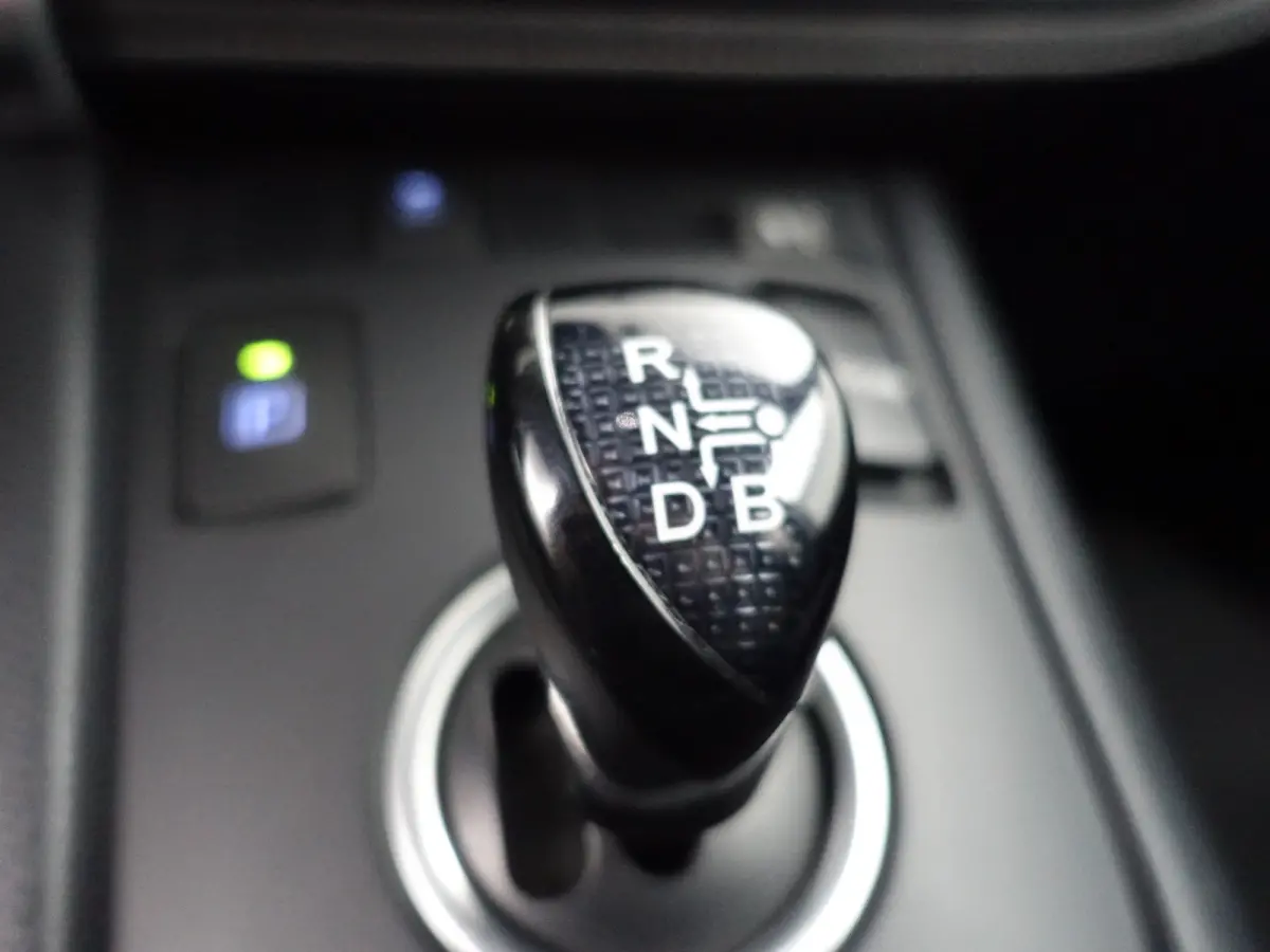 1.8 Hybrid Dynamic Aut- Camera, Navigatie, Comfort Interieur, Lane Assist, Clima