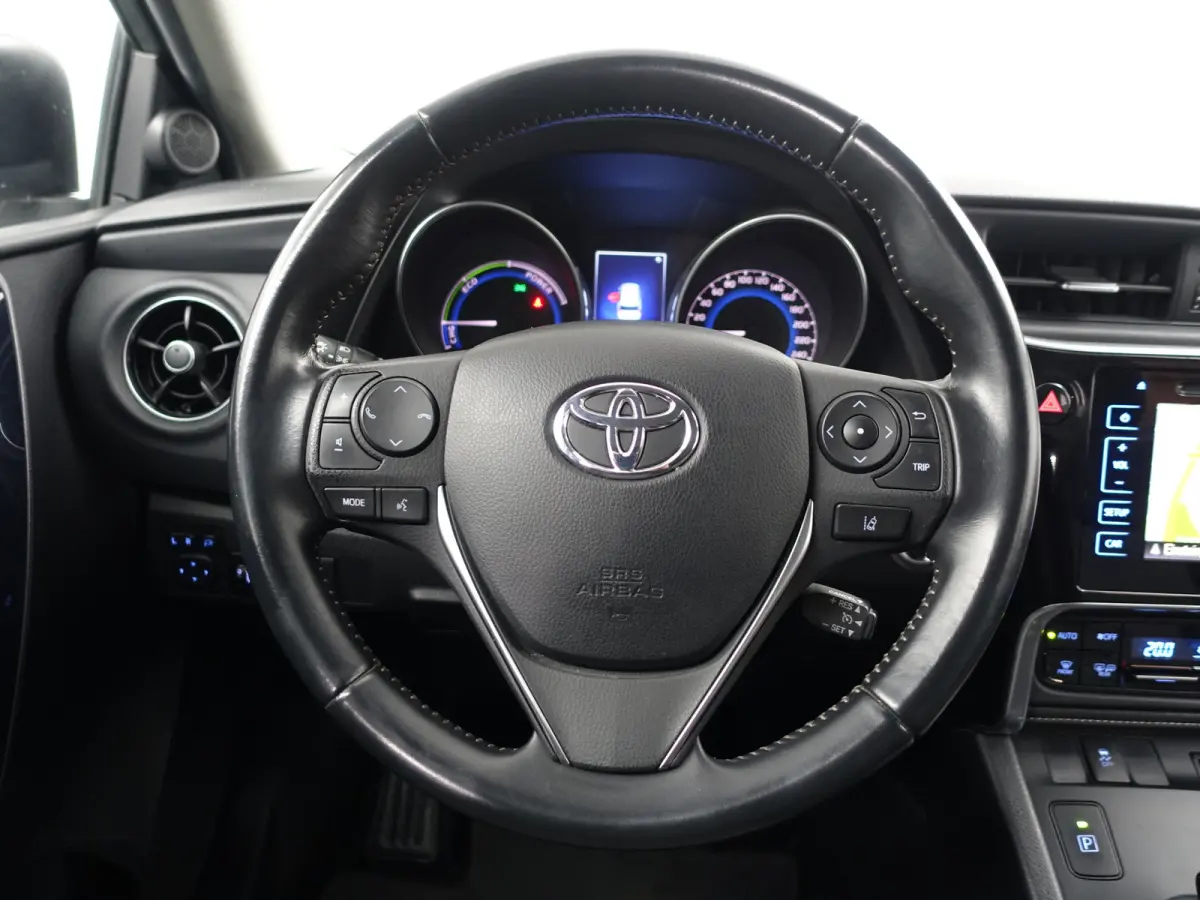 1.8 Hybrid Dynamic Aut- Camera, Navigatie, Comfort Interieur, Lane Assist, Clima