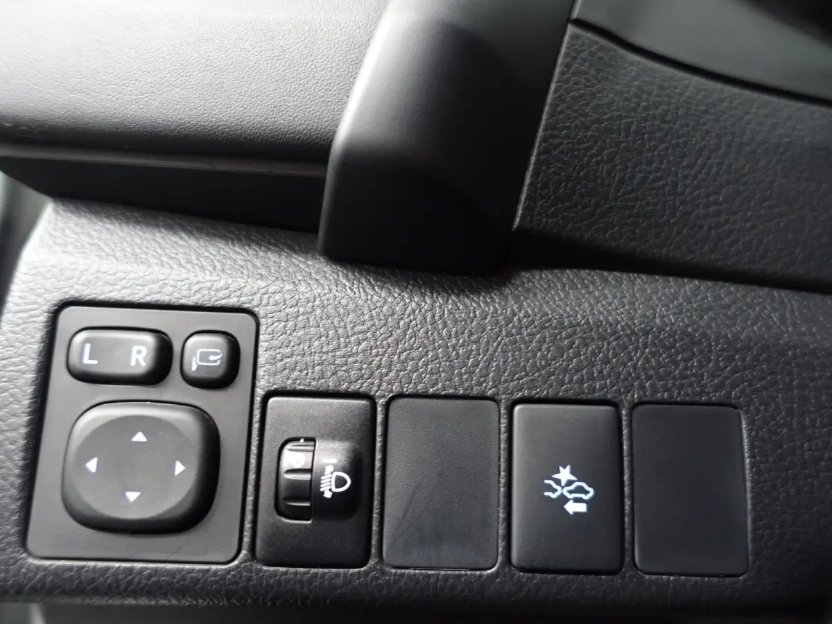 1.8 Hybrid Dynamic Aut- Camera, Navigatie, Comfort Interieur, Lane Assist, Clima
