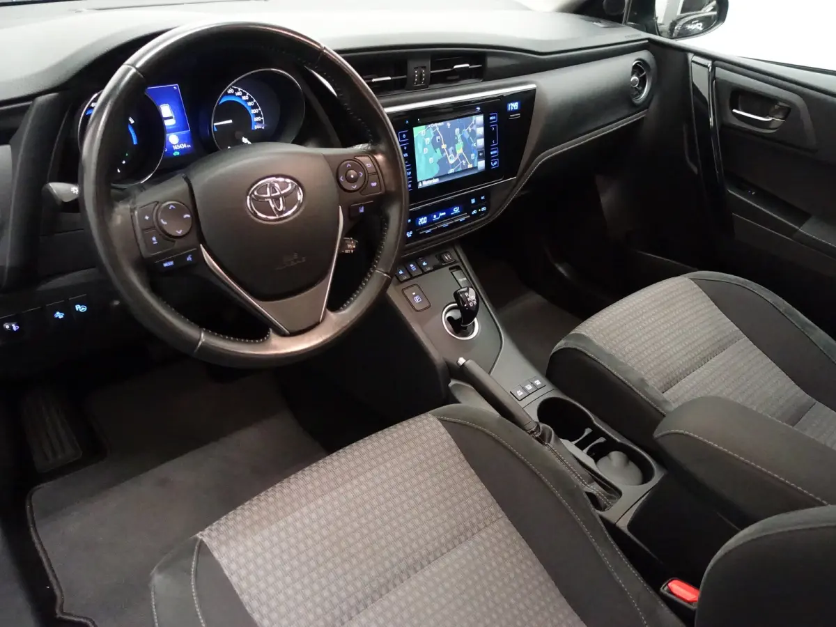 1.8 Hybrid Dynamic Aut- Lane Assist, Navi, Camera, Clima, Park Assist, Cruise