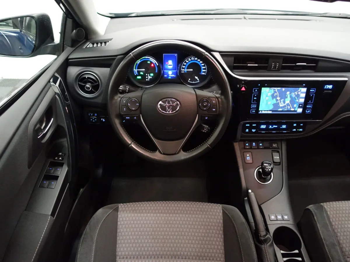 1.8 Hybrid Dynamic Aut- Lane Assist, Navi, Camera, Clima, Park Assist, Cruise
