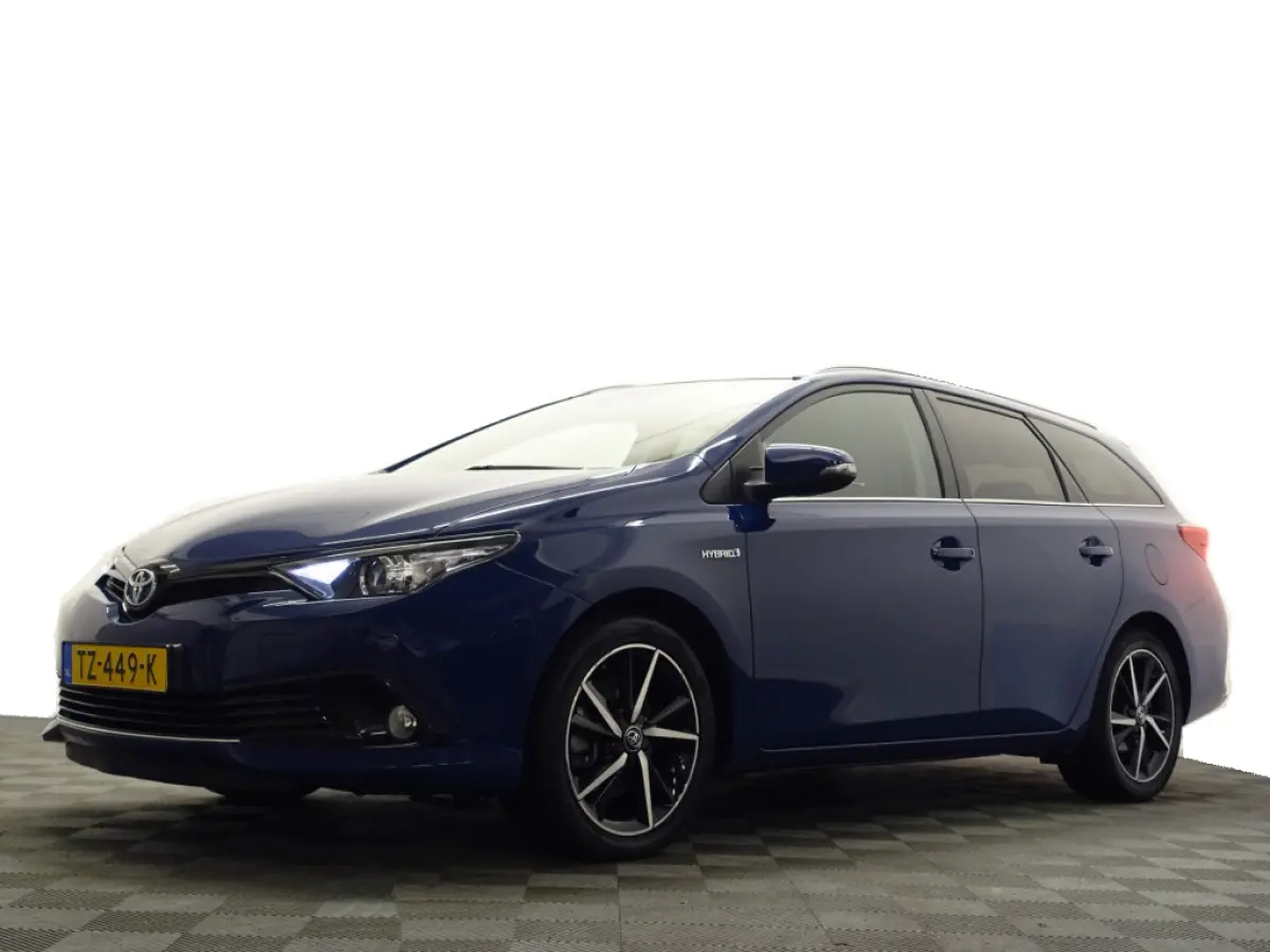 1.8 Hybrid Dynamic Aut- Lane Assist, Navi, Camera, Clima, Park Assist, Cruise