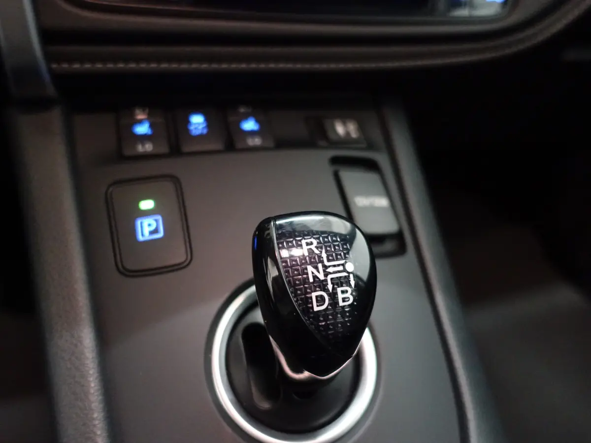 1.8 Hybrid Dynamic Aut- Lane Assist, Navi, Camera, Clima, Park Assist, Cruise