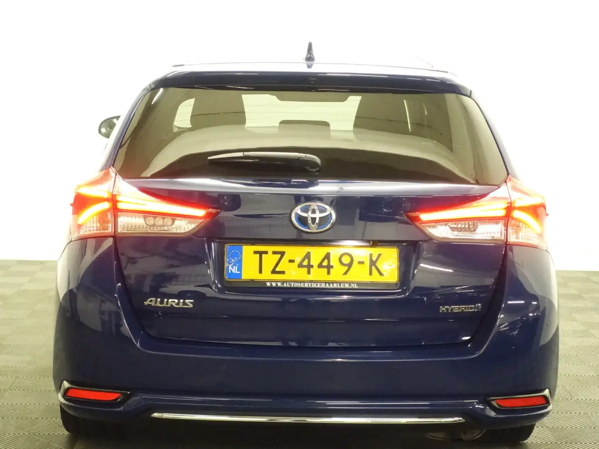 1.8 Hybrid Dynamic Aut- Lane Assist, Navi, Camera, Clima, Park Assist, Cruise