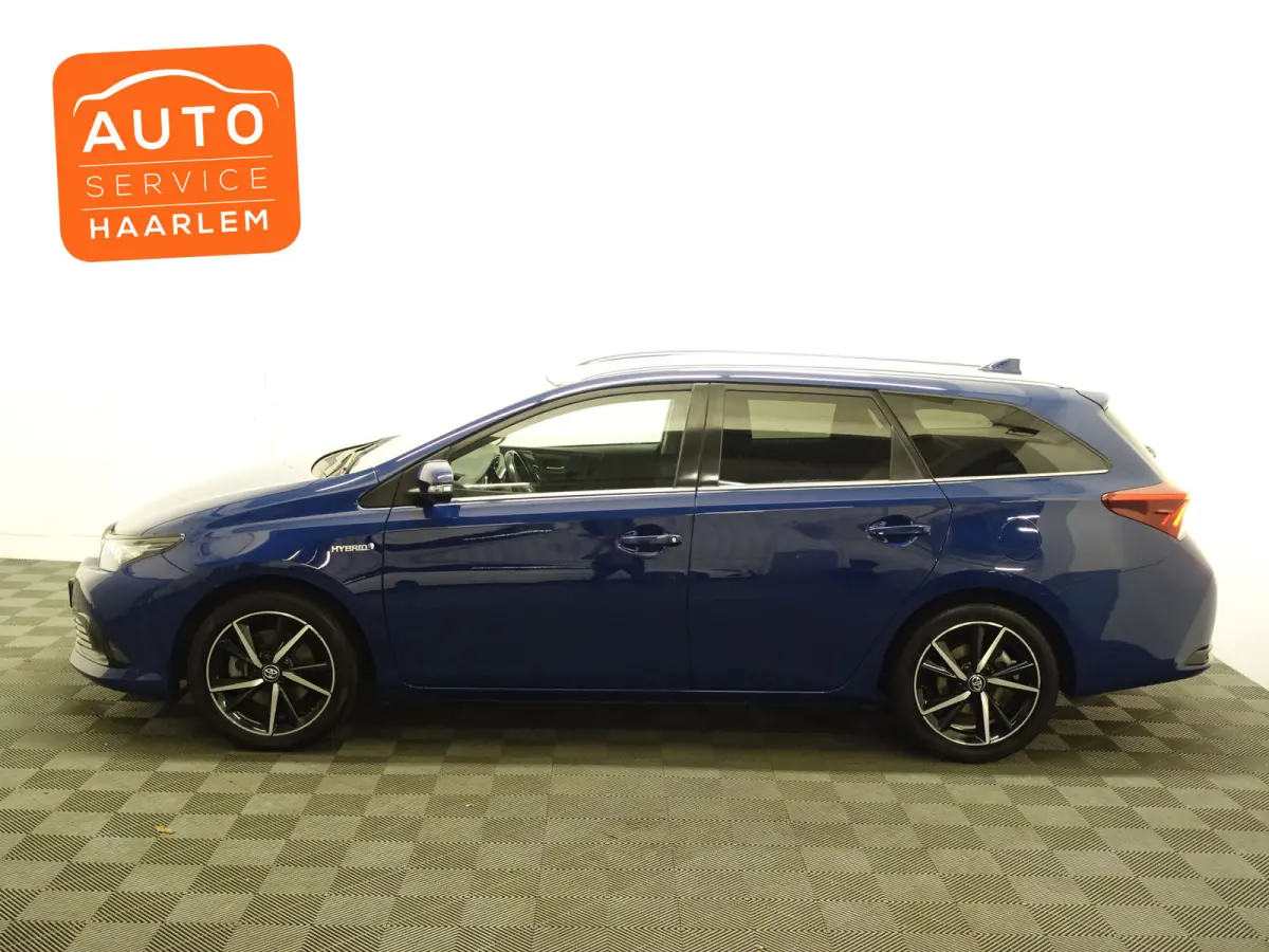 1.8 Hybrid Dynamic Aut- Lane Assist, Navi, Camera, Clima, Park Assist, Cruise