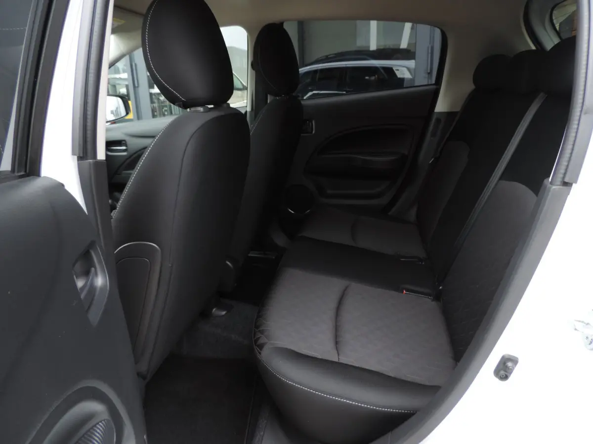 1.2 Intense AUTOMAAT 6.100km | 1e Eig | NL auto | Stoelverw | ECC | CarPlay | 14” Lmvelgen | Camera | DAB