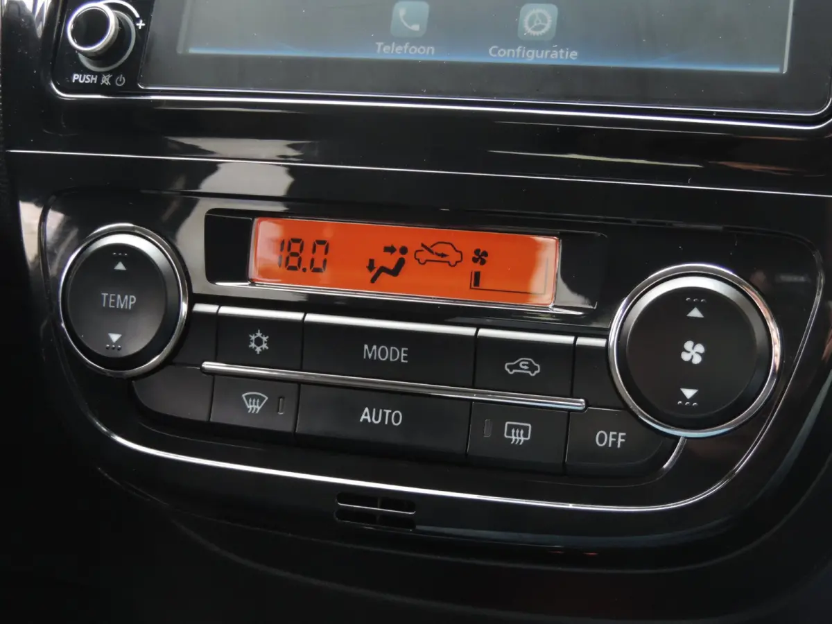 1.2 Intense AUTOMAAT 6.100km | 1e Eig | NL auto | Stoelverw | ECC | CarPlay | 14” Lmvelgen | Camera | DAB
