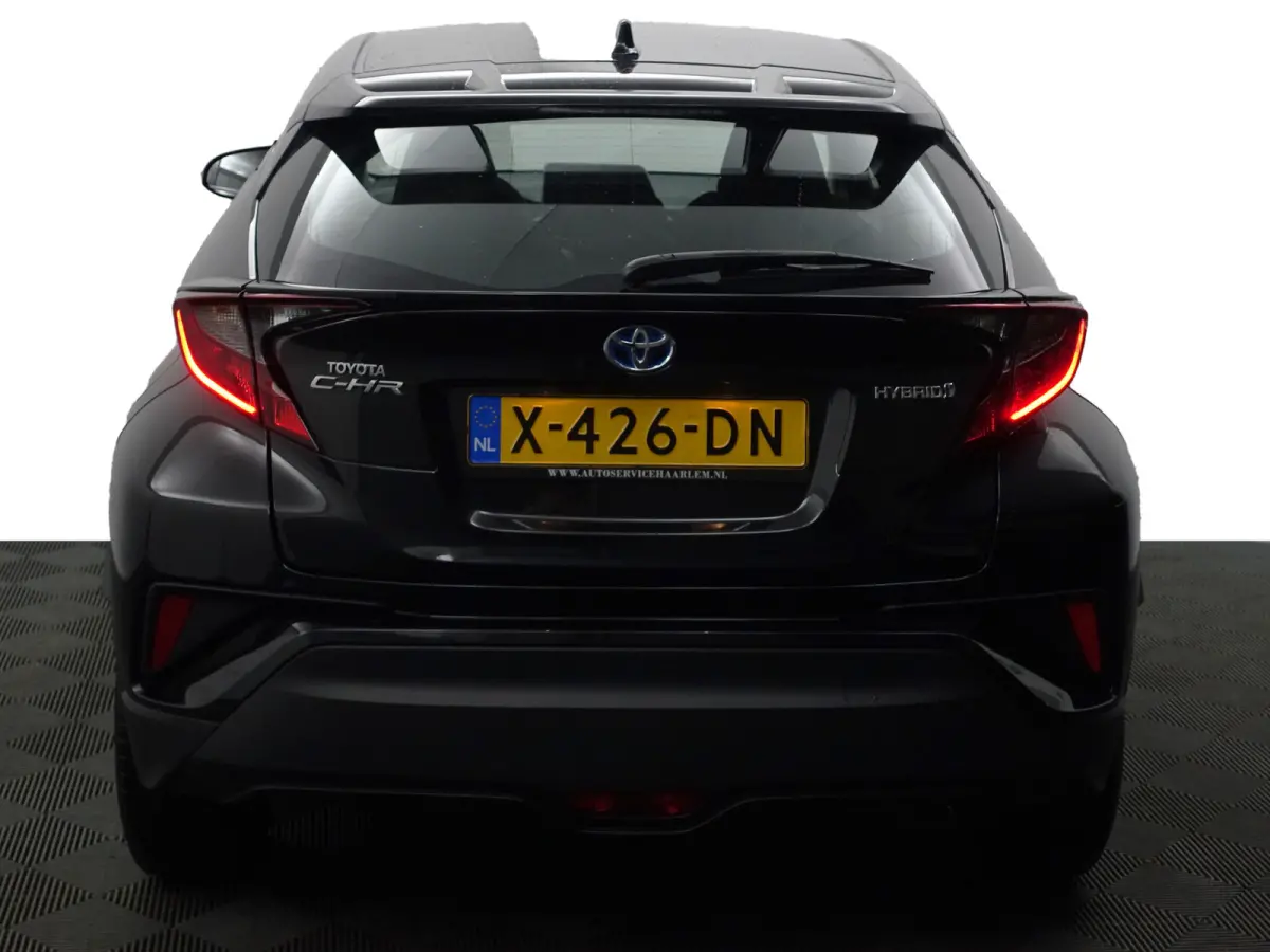 1.8 Hybrid Active Aut- Carplay, Android Auto, Camera, Xenon Led, Park Assist, Lane Assist, Ada Cruise