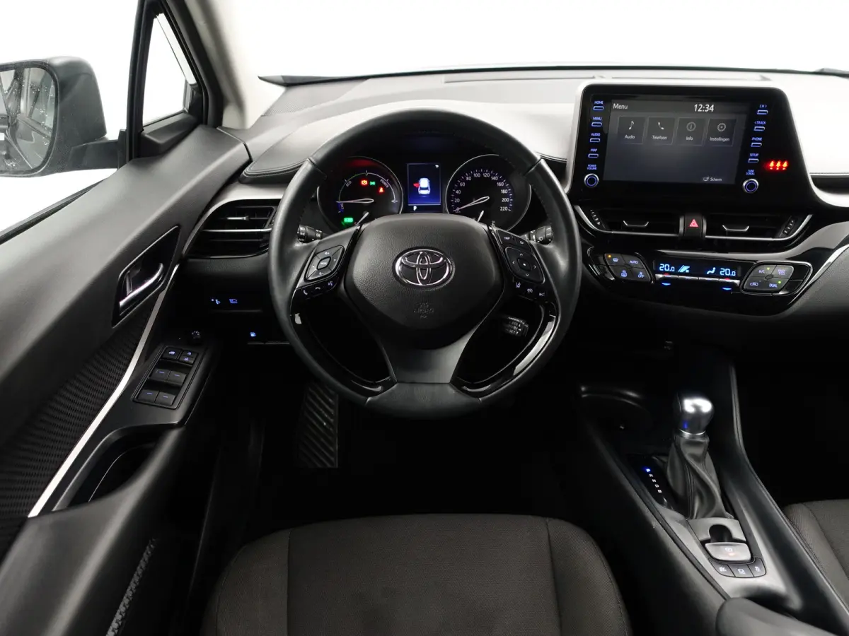 1.8 Hybrid Active Aut- Carplay, Android Auto, Camera, Xenon Led, Park Assist, Lane Assist, Ada Cruise