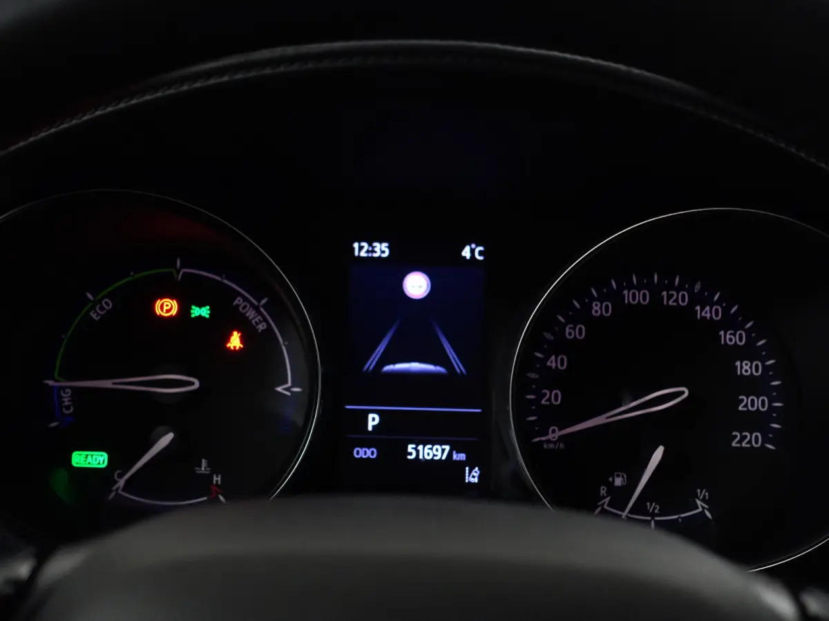 1.8 Hybrid Active Aut- Carplay, Android Auto, Camera, Xenon Led, Park Assist, Lane Assist, Ada Cruise