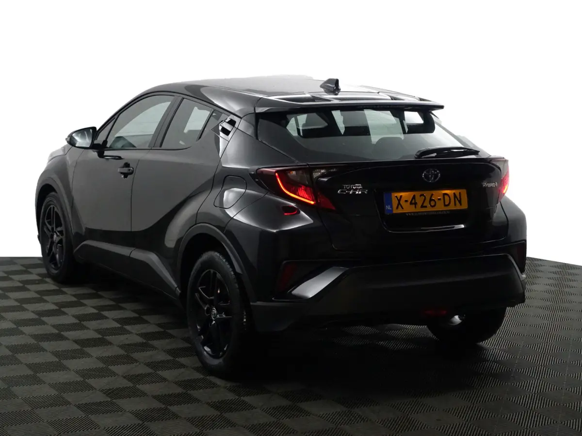 1.8 Hybrid Active Aut- Carplay, Android Auto, Camera, Xenon Led, Park Assist, Lane Assist, Ada Cruise