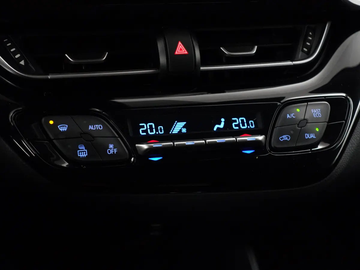 1.8 Hybrid Active Aut- Carplay, Android Auto, Camera, Xenon Led, Park Assist, Lane Assist, Ada Cruise