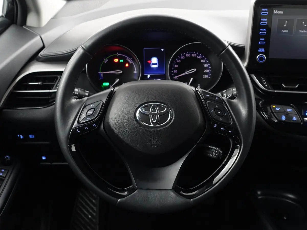1.8 Hybrid Active Aut- Carplay, Android Auto, Camera, Xenon Led, Park Assist, Lane Assist, Ada Cruise