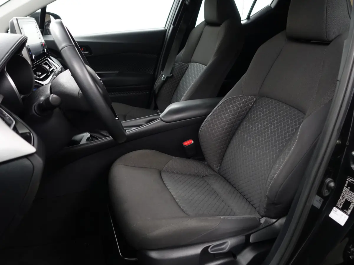 1.8 Hybrid Active Aut- Carplay, Android Auto, Camera, Xenon Led, Park Assist, Lane Assist, Ada Cruise