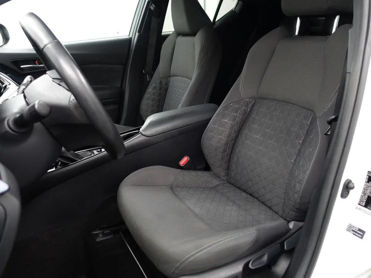 2.0 Hybrid Olympic Executive Edition Aut- Stuur/Stoelverwarming, Ada cruise, JBL Audio, Park Assist, Park Pilot