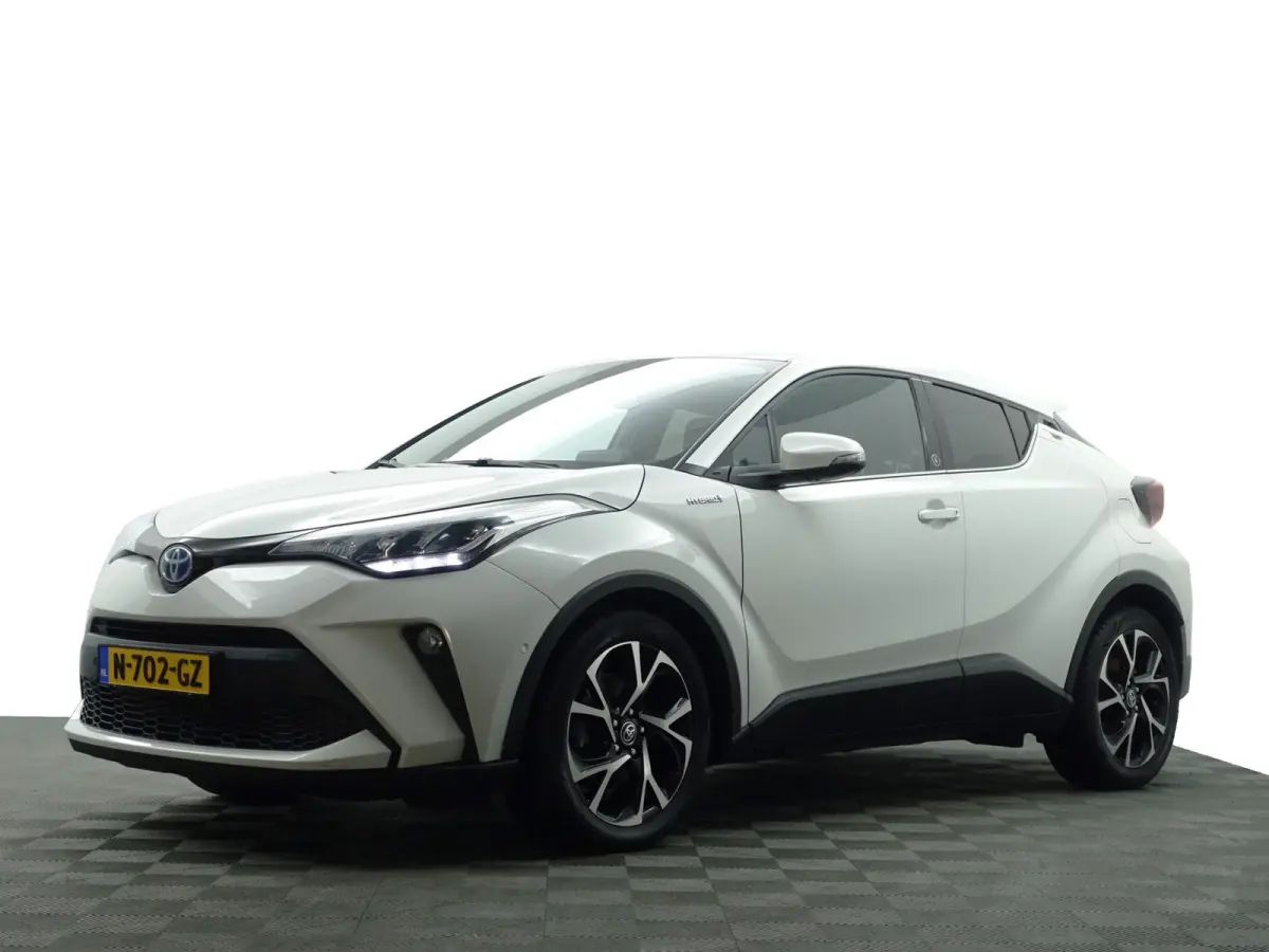 2.0 Hybrid Olympic Executive Edition Aut- Stuur/Stoelverwarming, Ada cruise, JBL Audio, Park Assist, Park Pilot