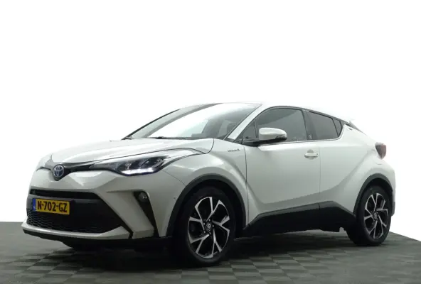 2.0 Hybrid Olympic Executive Edition Aut- Stuur/Stoelverwarming, Ada cruise, JBL Audio, Park Assist, Park Pilot