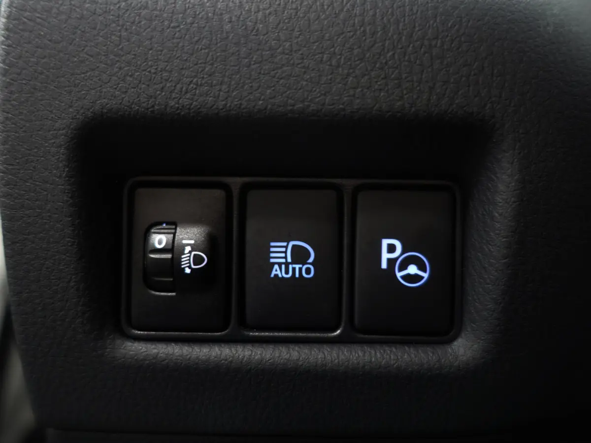 2.0 Hybrid Olympic Executive Edition Aut- Stuur/Stoelverwarming, Ada cruise, JBL Audio, Park Assist, Park Pilot