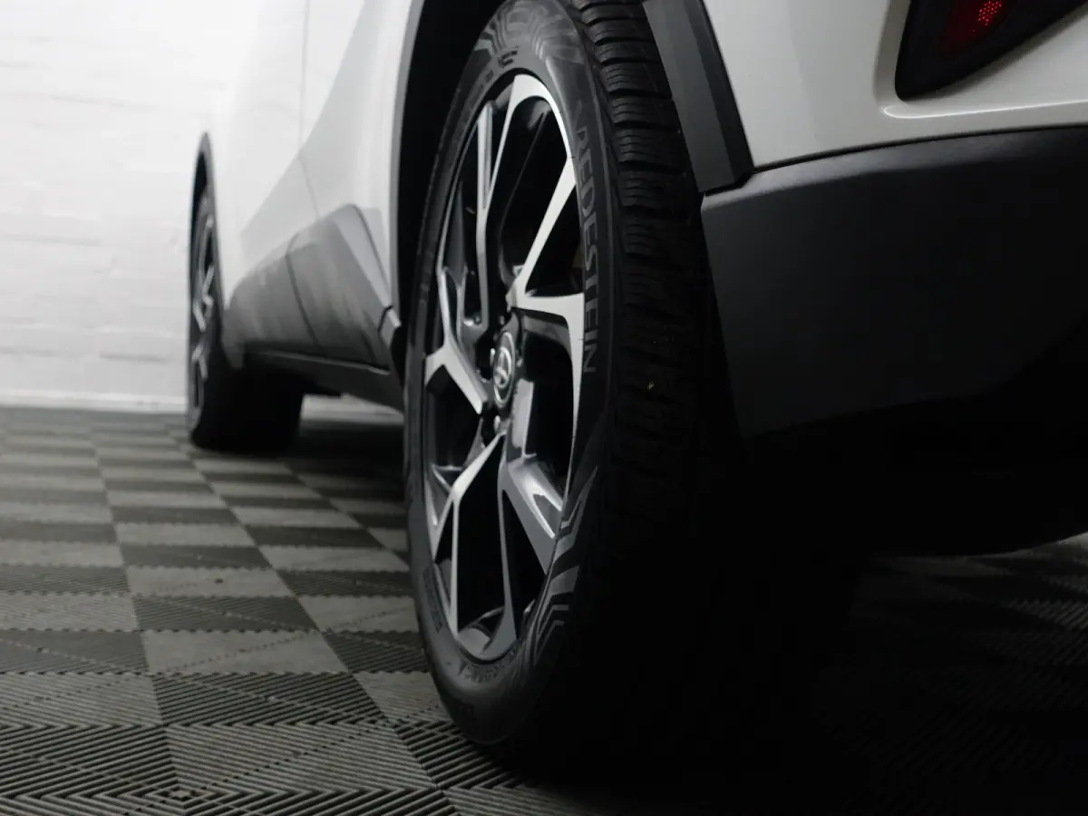 2.0 Hybrid Olympic Executive Edition Aut- Stuur/Stoelverwarming, Ada cruise, JBL Audio, Park Assist, Park Pilot
