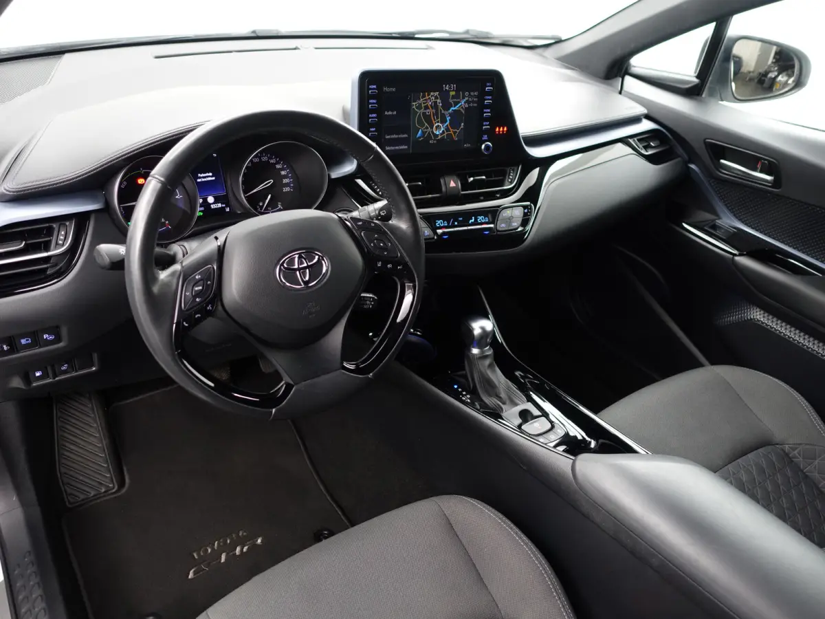 2.0 Hybrid Olympic Executive Edition Aut- Stuur/Stoelverwarming, Ada cruise, JBL Audio, Park Assist, Park Pilot