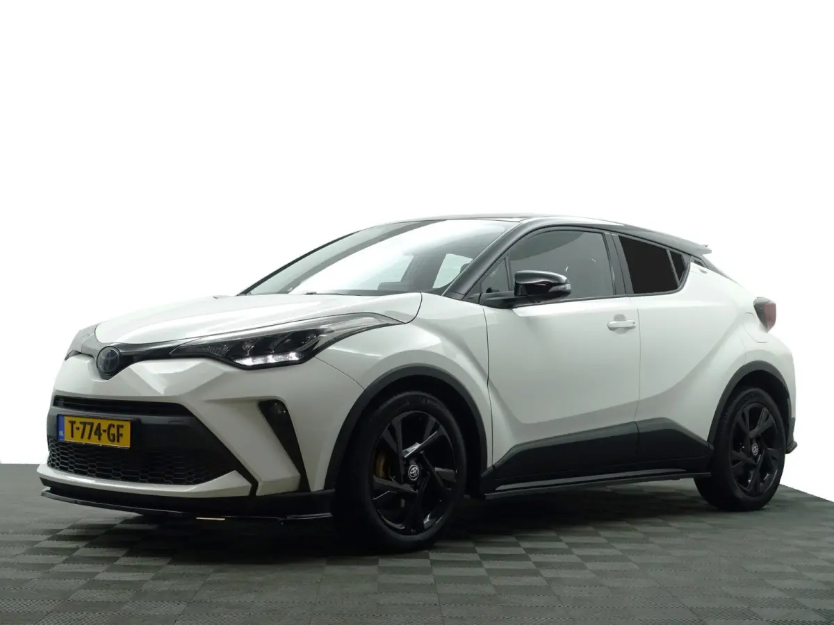 1.8 Hybrid Dynamic Sport Aut- Full Maxton Design, Two Tone, Smoke PPF, Xenon Led, Camera, Carplay