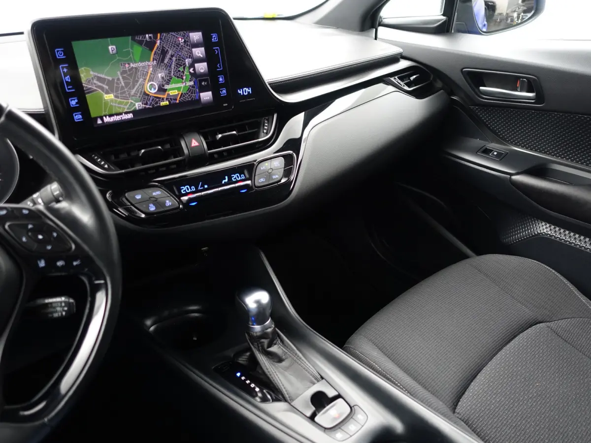 1.8 Hybrid Dynamic Aut- Xenon Led, Camera, Ada Cruise, Park Assist, Navi, Clima, Keyless