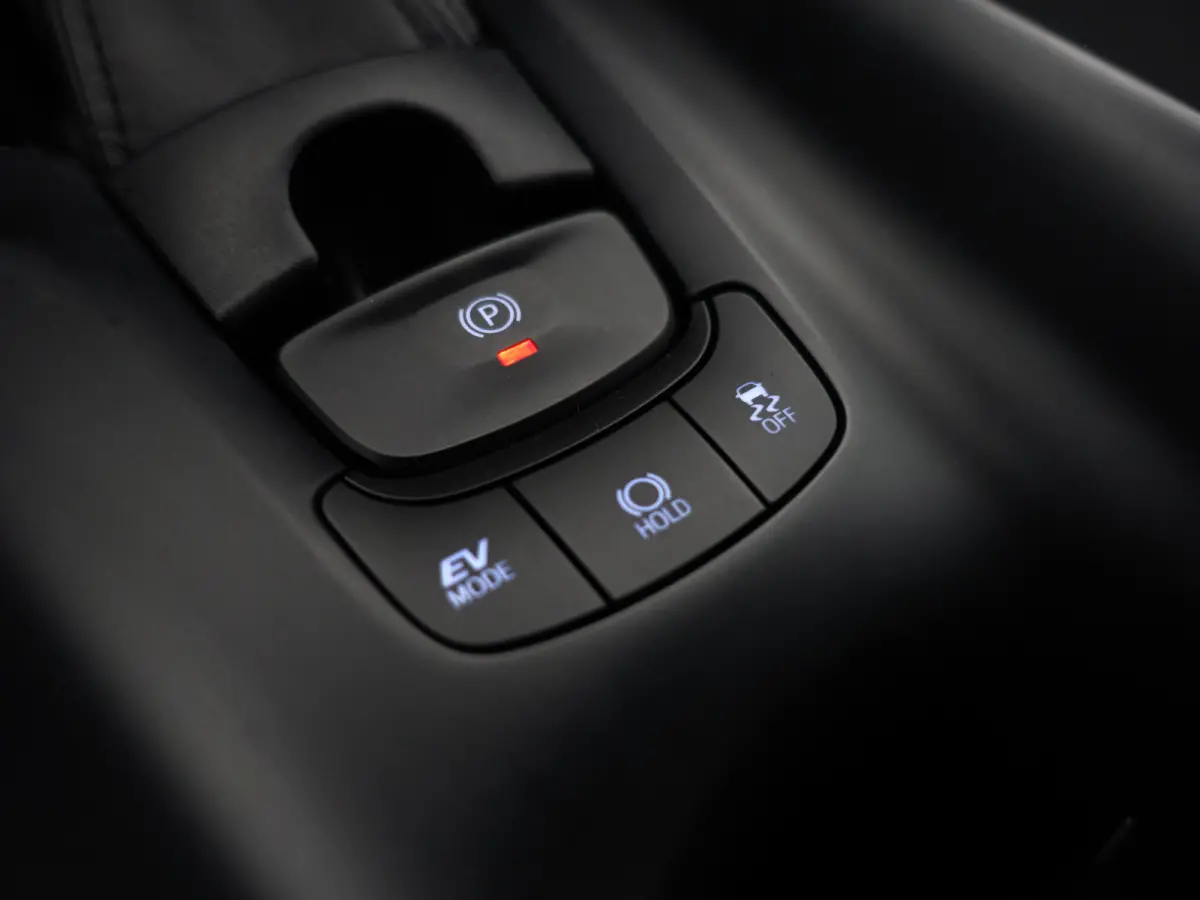 1.8 Hybrid Dynamic Aut- Xenon Led, Camera, Ada Cruise, Park Assist, Navi, Clima, Keyless