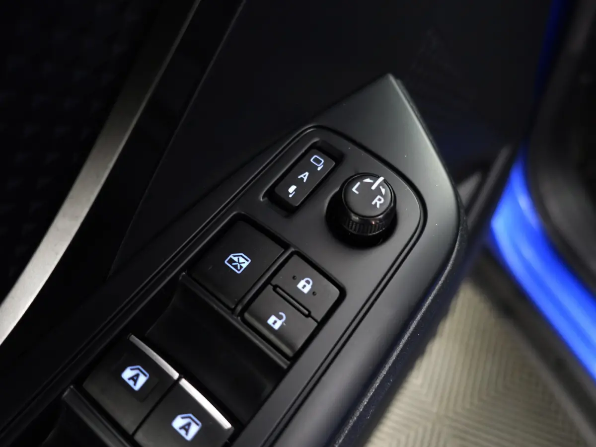 1.8 Hybrid Dynamic Aut- Xenon Led, Camera, Ada Cruise, Park Assist, Navi, Clima, Keyless