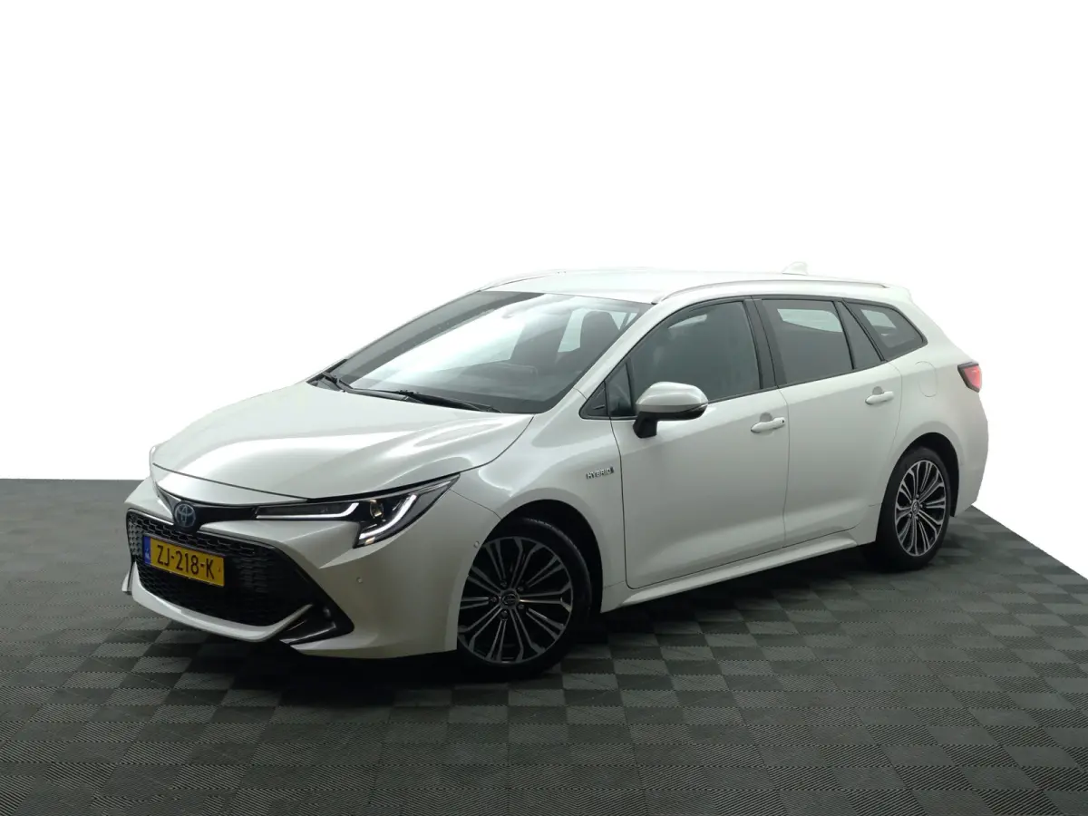 1.8 Hybrid Executive Aut- Head Up, Virtual cockpit, Stoelverwarming, Carplay, Park Pilot, Park Assist, Camera