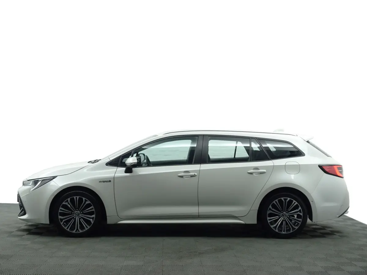 1.8 Hybrid Executive Aut- Head Up, Virtual cockpit, Stoelverwarming, Carplay, Park Pilot, Park Assist, Camera