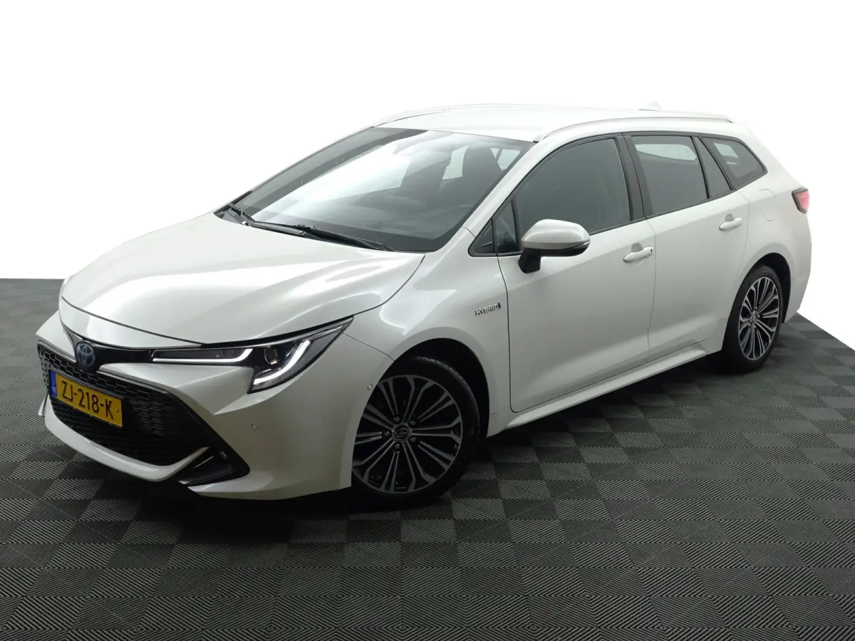 1.8 Hybrid Executive Aut- Head Up, Virtual cockpit, Stoelverwarming, Carplay, Park Pilot, Park Assist, Camera