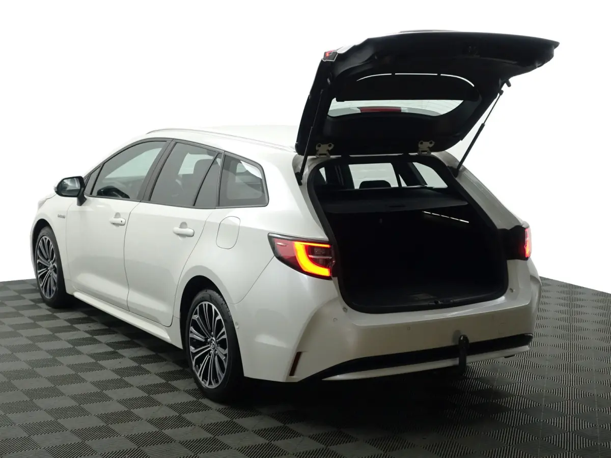 1.8 Hybrid Executive Aut- Head Up, Virtual cockpit, Stoelverwarming, Carplay, Park Pilot, Park Assist, Camera