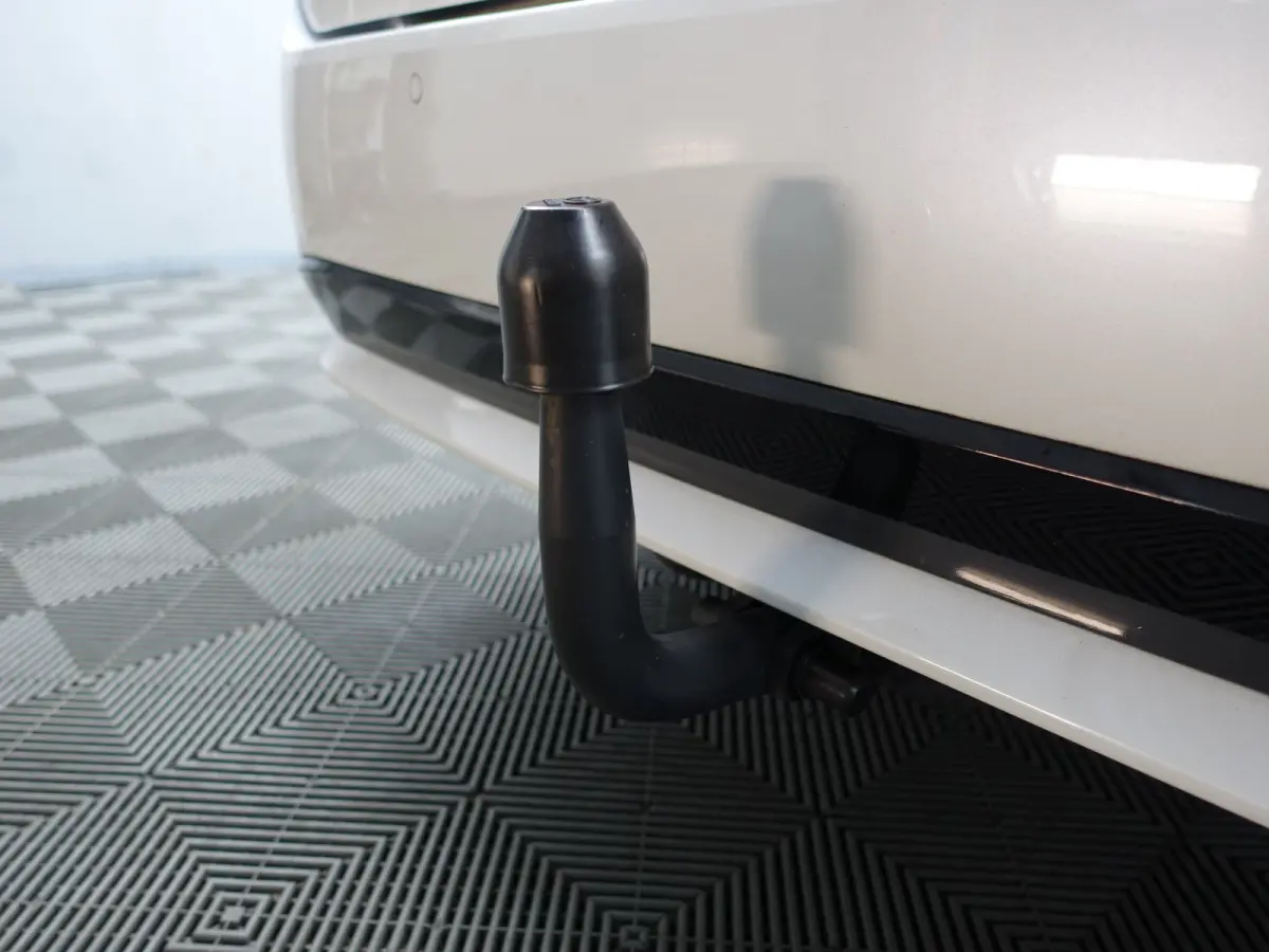 1.8 Hybrid Executive Aut- Head Up, Virtual cockpit, Stoelverwarming, Carplay, Park Pilot, Park Assist, Camera