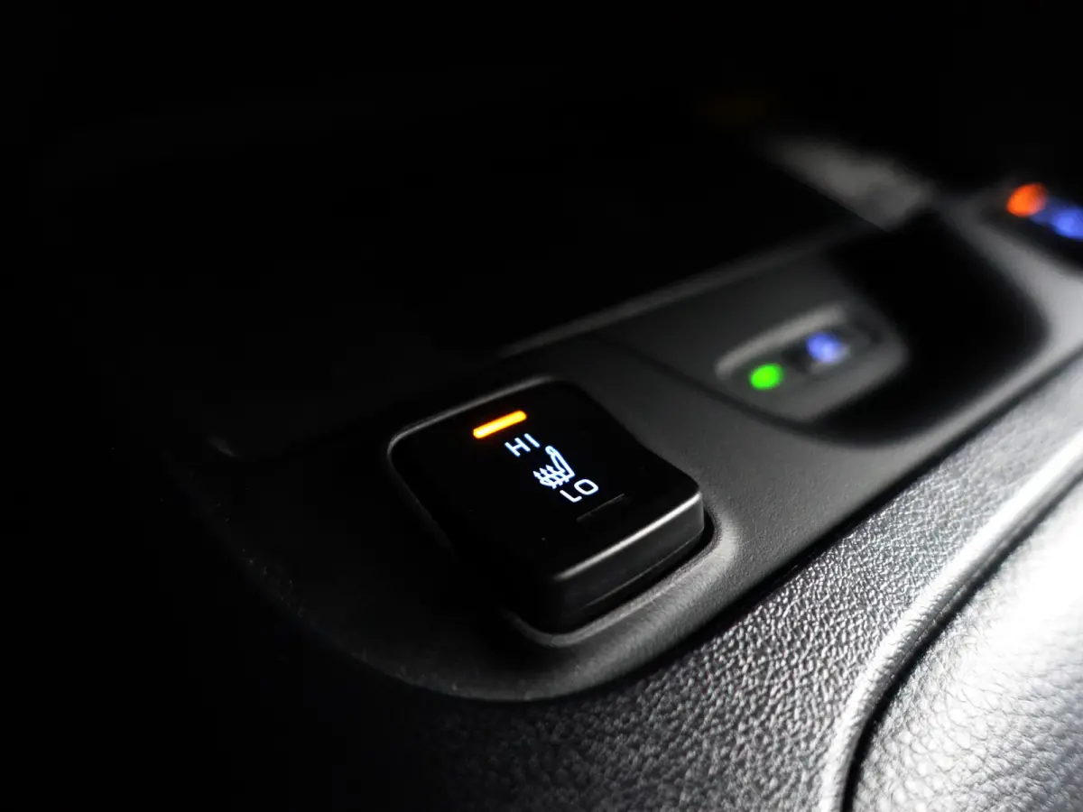 2.0 Hybrid Business Plus Aut- Ada Cruise, Lane Assist, Xenon Led, Camera, Stoelverwarming, Navi, Comfort Interieur