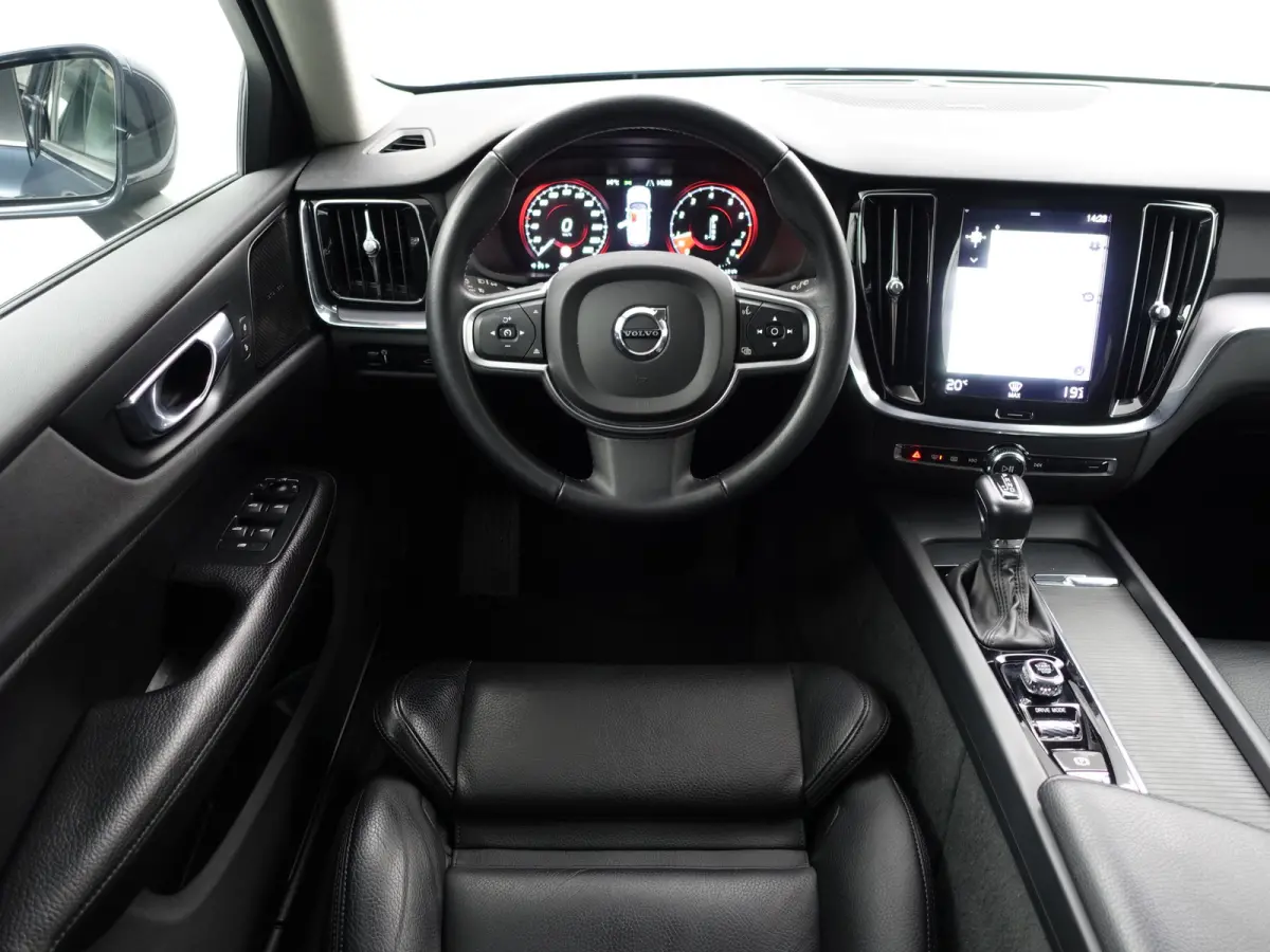 2.0 T5 Inscription Aut- Harman Kardon, Xenon Led, Leder Interieur, Lane Assist