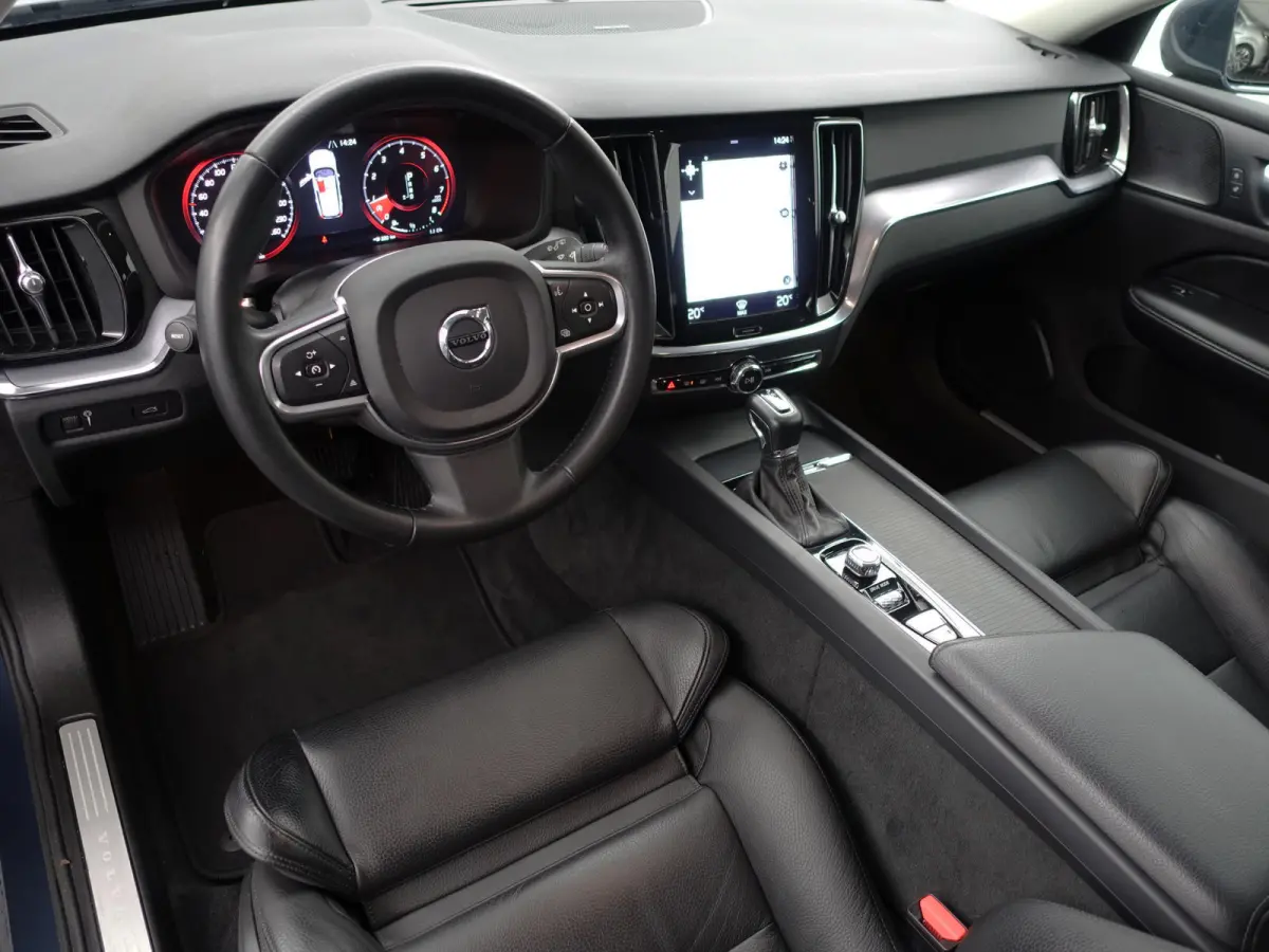 2.0 T5 Inscription Aut- Harman Kardon, Xenon Led, Leder Interieur, Lane Assist