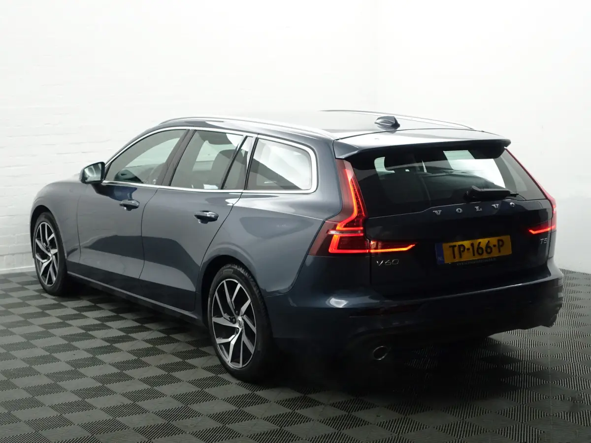 2.0 T5 Inscription Aut- Harman Kardon, Xenon Led, Leder Interieur, Lane Assist