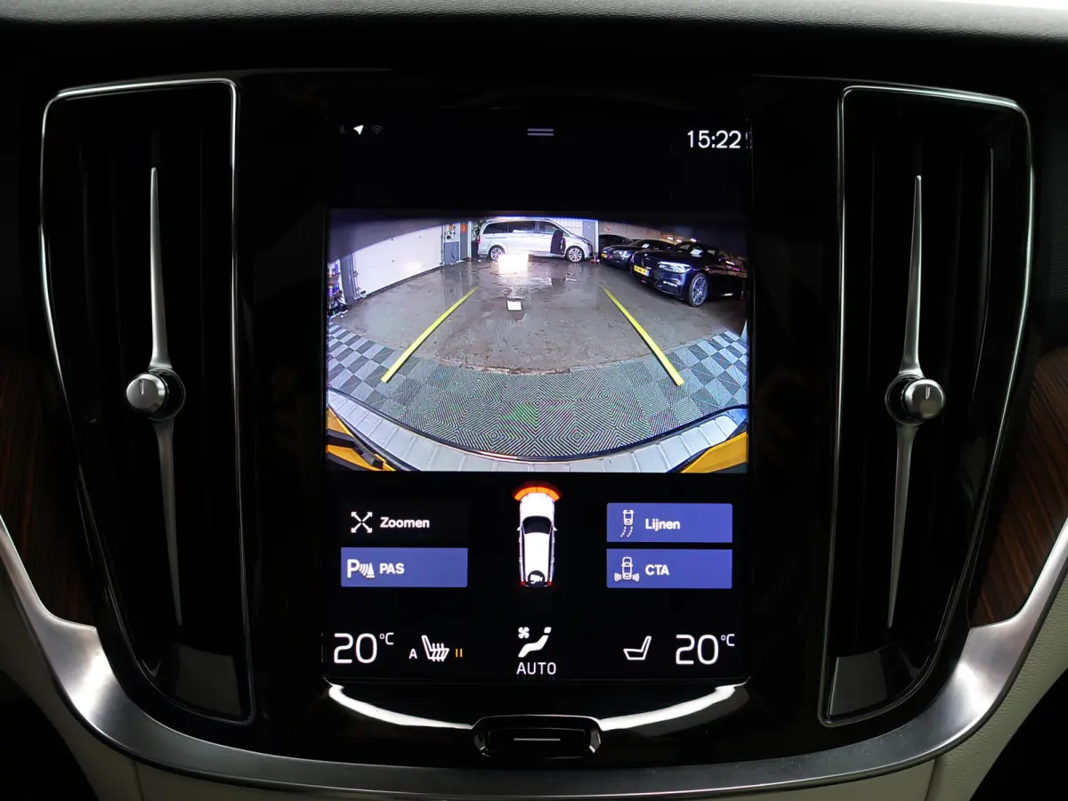 2.0 T8 Twin Engine AWD Inscription- Design Leder, Panoramadak, Head Up, Memory, Blis, Xenon Led