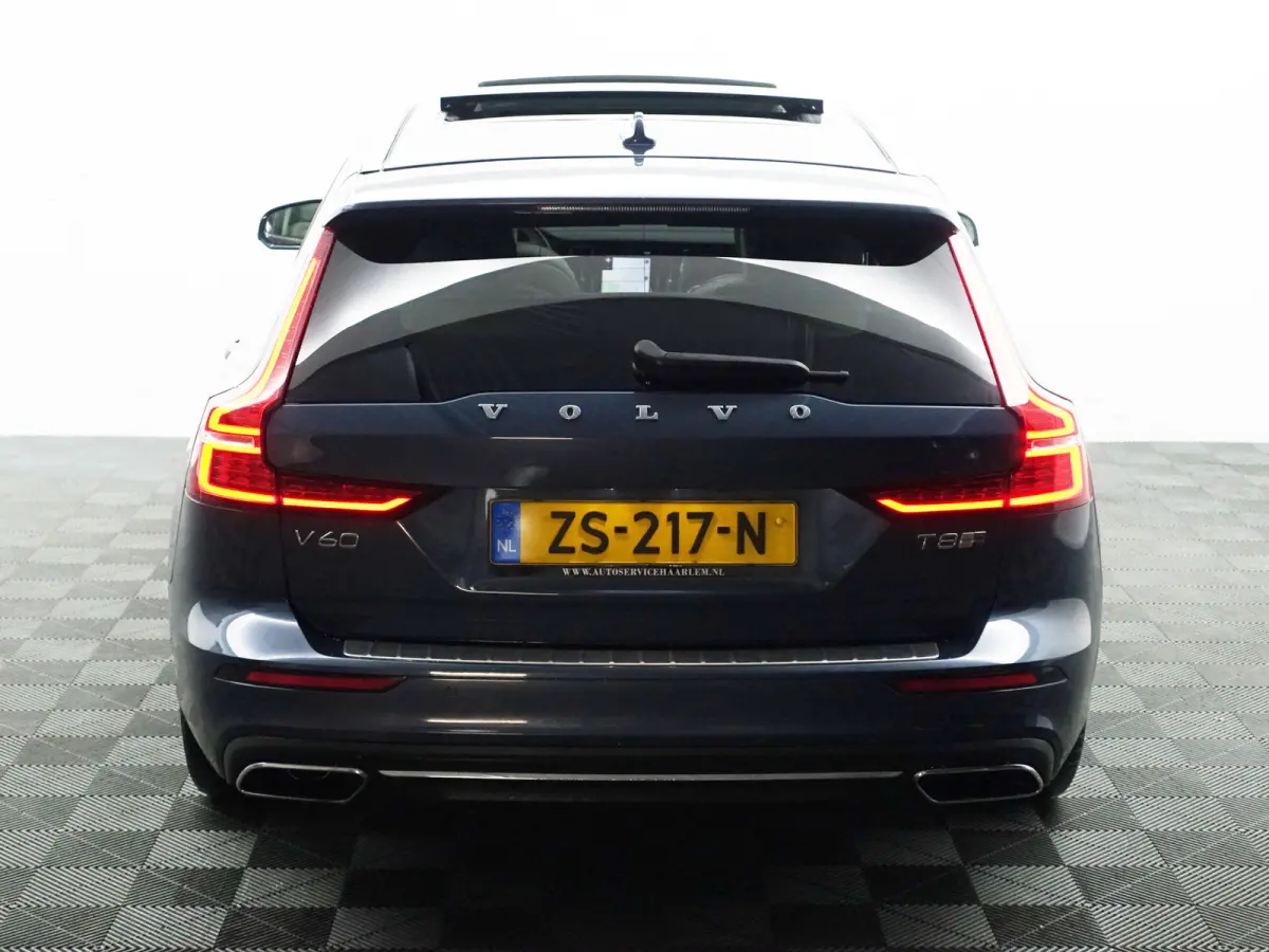 2.0 T8 Twin Engine AWD Inscription- Design Leder, Panoramadak, Head Up, Memory, Blis, Xenon Led