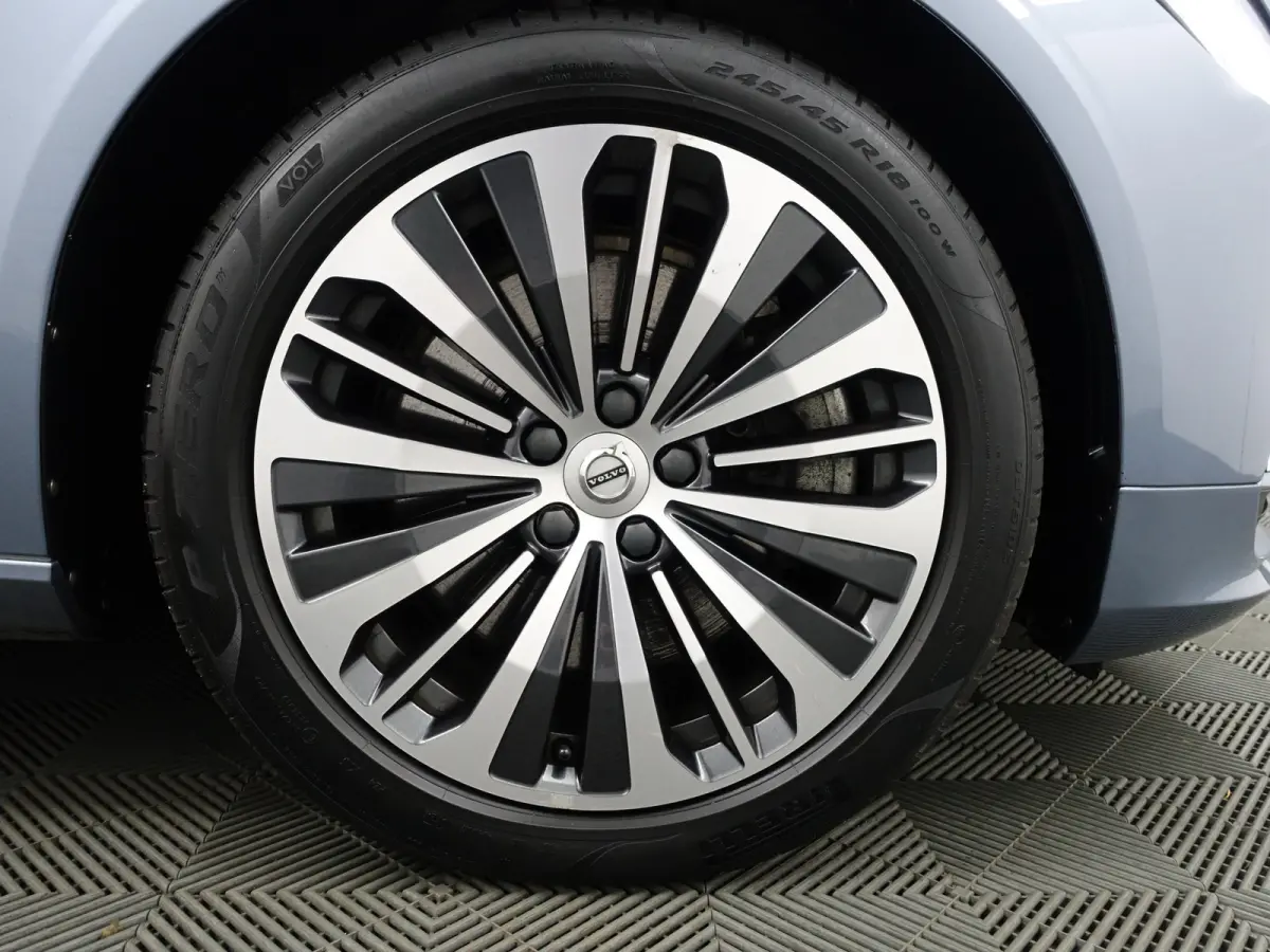 2.0 T8 AWD Inscription Aut- Head Up, Elek Trekhaak, Panoramadak, Harman Kardon, Stoel/Stuurverwarming