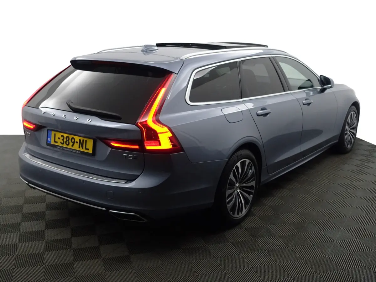 2.0 T8 AWD Inscription Aut- Head Up, Elek Trekhaak, Panoramadak, Harman Kardon, Stoel/Stuurverwarming