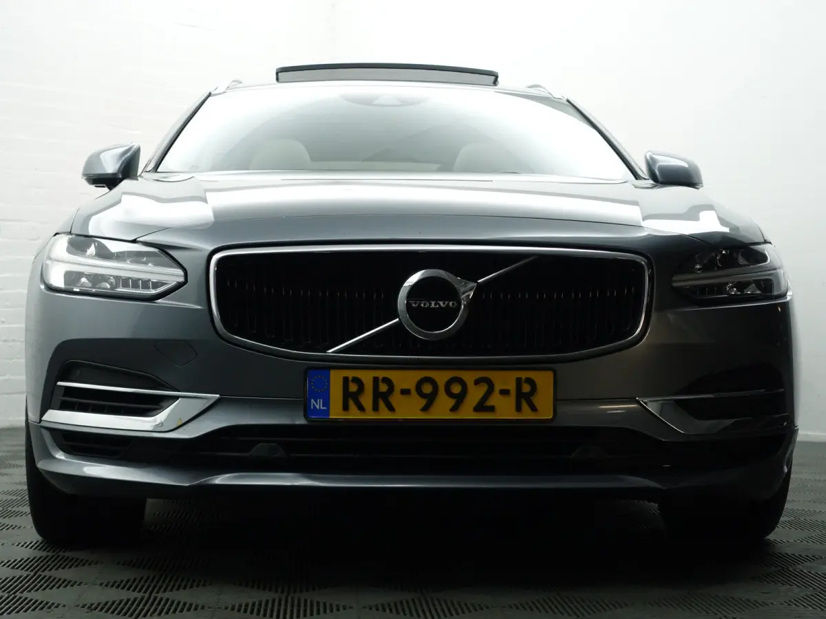 2.0 T8 AWD Inscription Aut- Panodak, Xenon led, Stuur/Stoelverwarming, Elek Trekhaak, Lane Assist, Blis, Dynamic Select