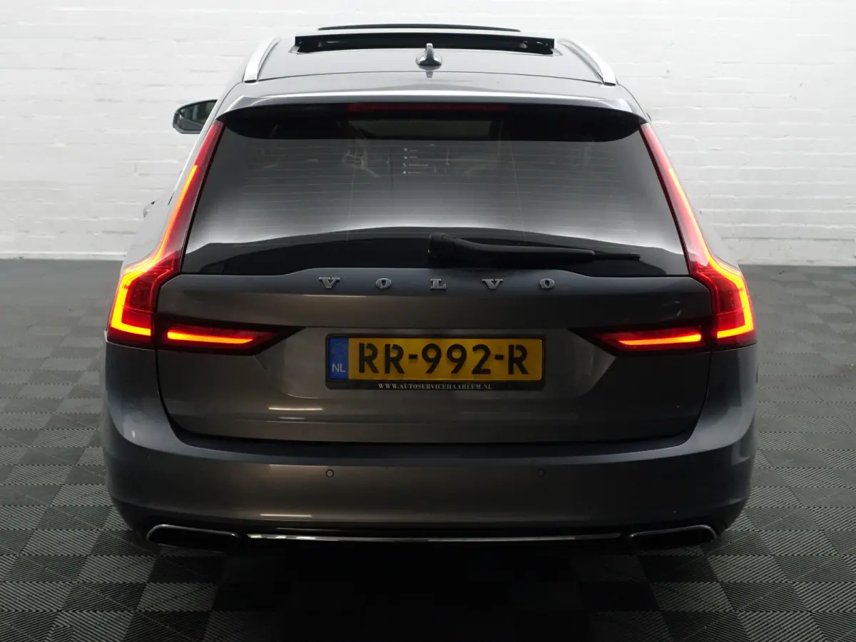 2.0 T8 AWD Inscription Aut- Panodak, Xenon led, Stuur/Stoelverwarming, Elek Trekhaak, Lane Assist, Blis, Dynamic Select