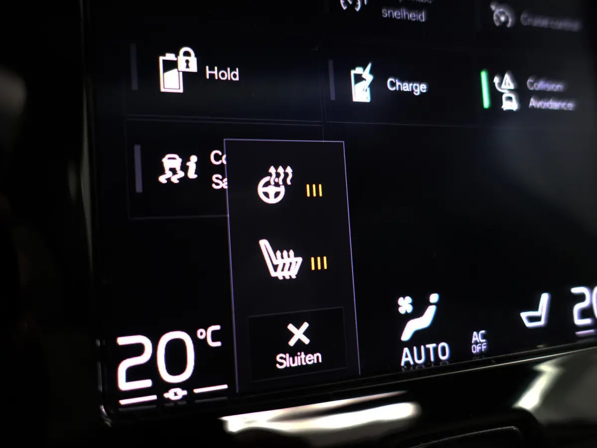 2.0 T8 AWD Inscription Aut- Panodak, Xenon led, Stuur/Stoelverwarming, Elek Trekhaak, Lane Assist, Blis, Dynamic Select