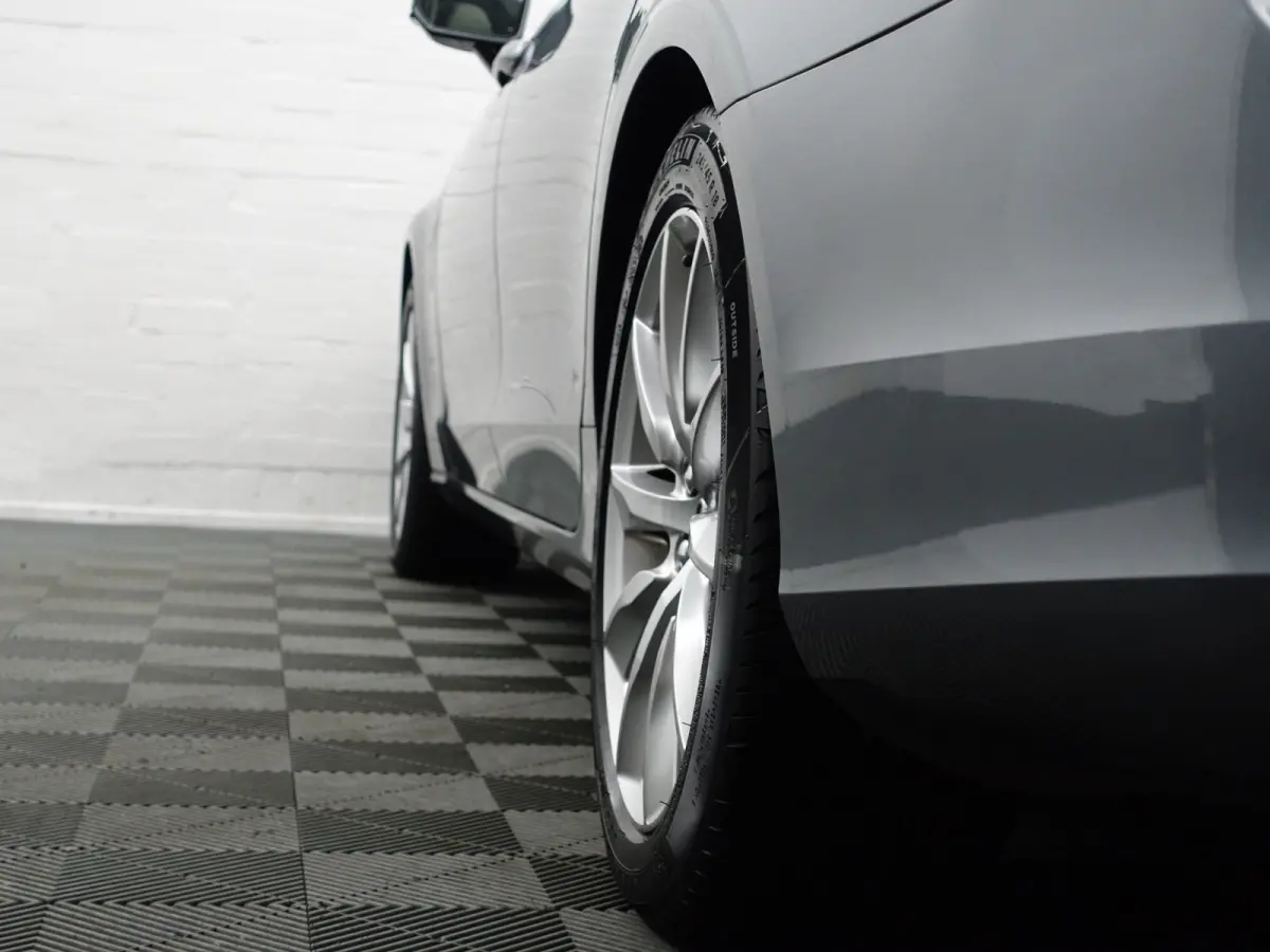 2.0 T8 AWD Inscription Aut- Panodak, Xenon led, Stuur/Stoelverwarming, Elek Trekhaak, Lane Assist, Blis, Dynamic Select