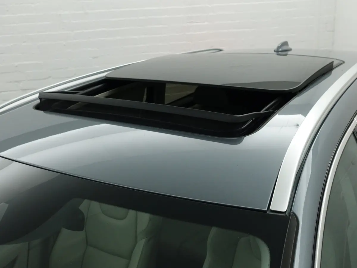 2.0 T8 AWD Inscription Aut- Panodak, Xenon led, Stuur/Stoelverwarming, Elek Trekhaak, Lane Assist, Blis, Dynamic Select