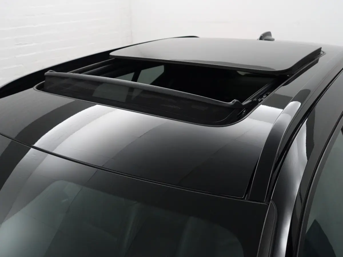 1.5 T5 R-Design Aut- Panoramadak, Harman Kardon, Stoel Memory, Stuur/Stoelverwarming, Carplay