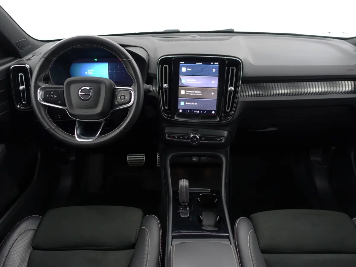 P8 AWD R-Design Aut- Two Tone, Panoramadak, Harman Kardon, 360 Camera, Carplay, Stuur/Stoelverwarming