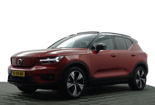 P8 AWD R-Design Aut- Two Tone, Panoramadak, Harman Kardon, 360 Camera, Carplay, Stuur/Stoelverwarming